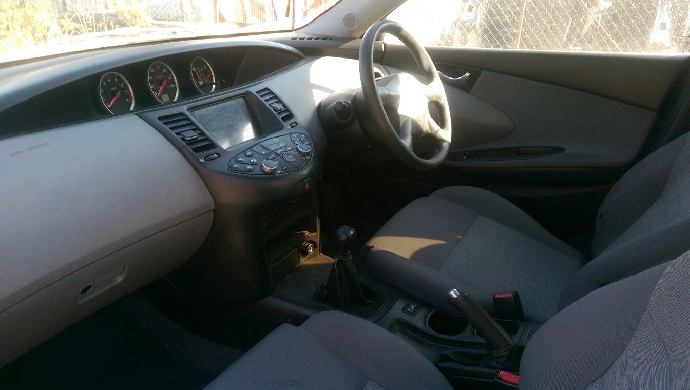 нисан примиера 1.8 i nissan primera 1.8i само на части