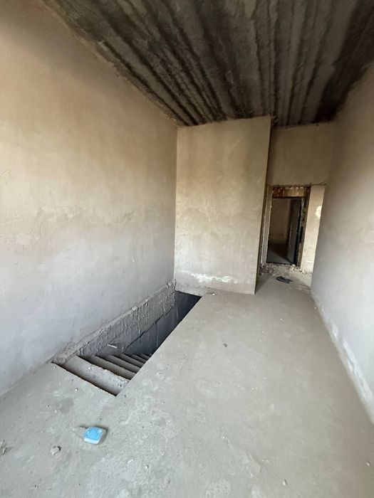 3 xonali qilingan kvartira sotiladi