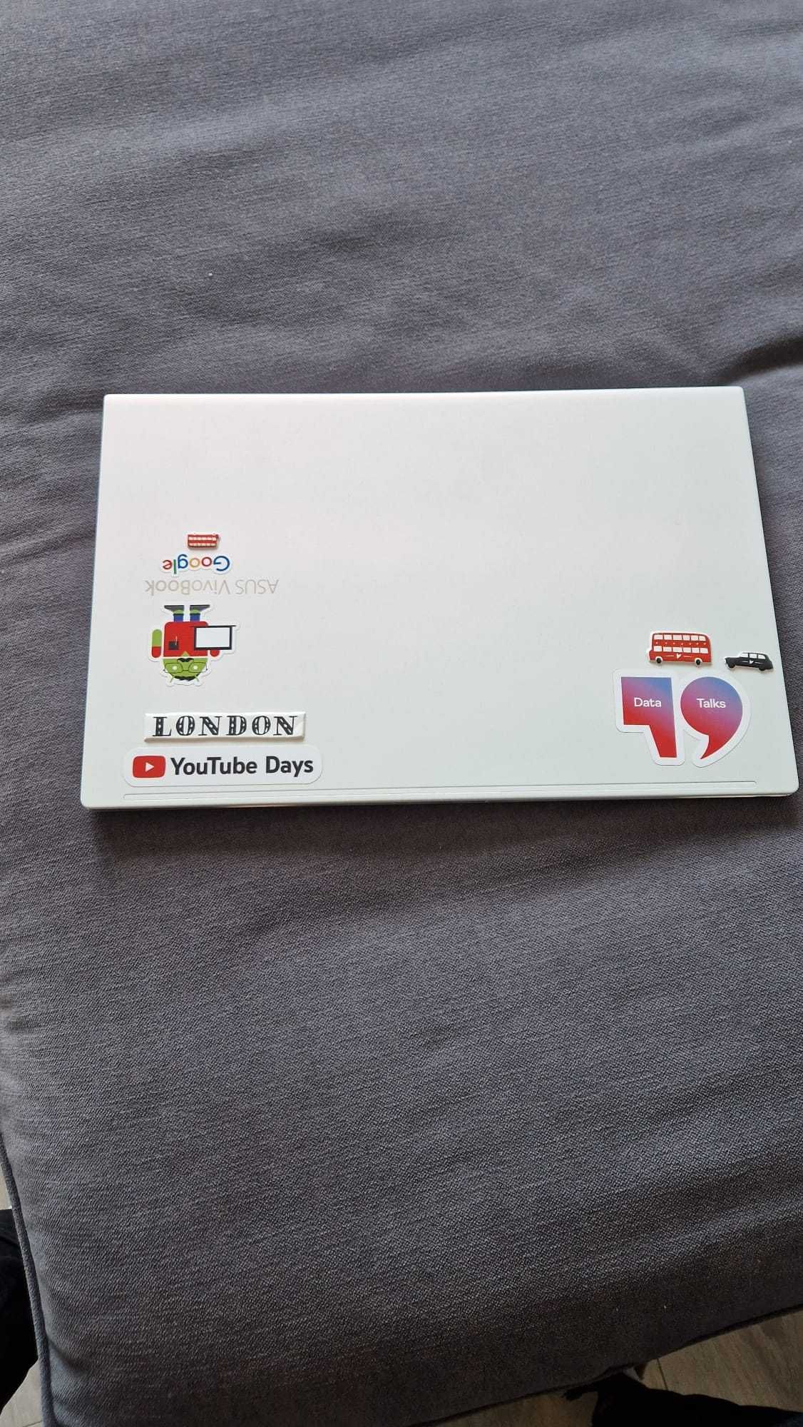 Laptop Asus Vivobook S15 X521IA_M533IA