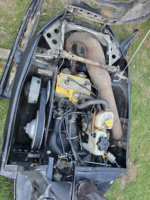 Vând snowmobil bombardier 2t