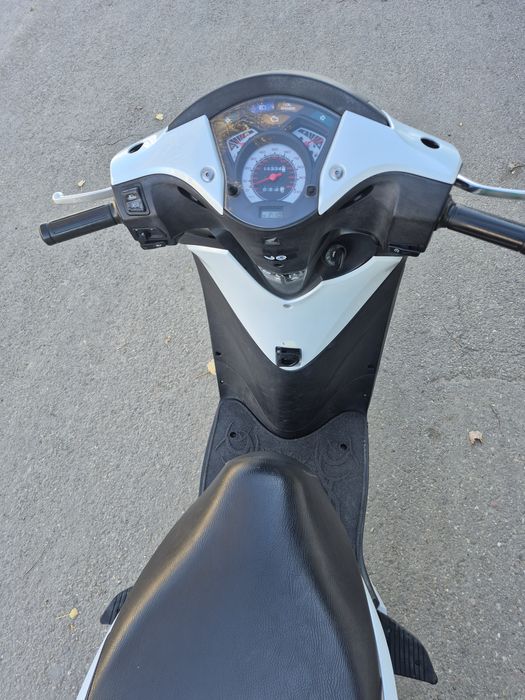 Honda sh125i injecție