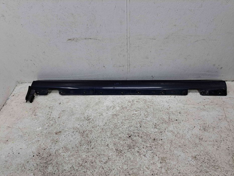 Prag lateral stanga Mercedes Clasa C (W203) [Fabr 2000-2007]