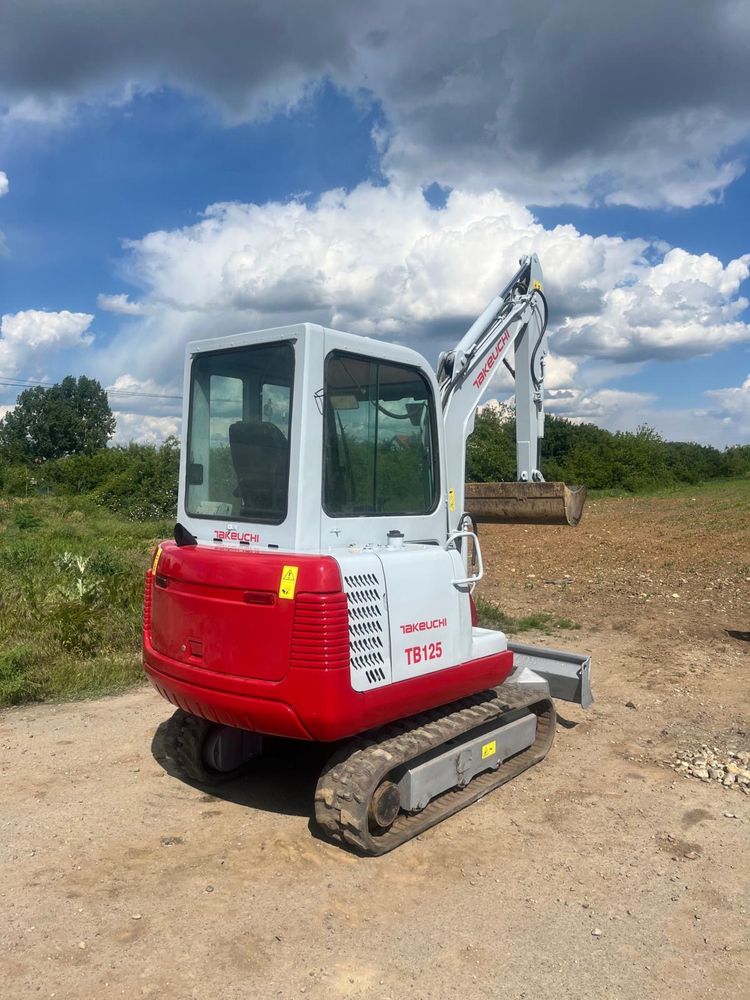 Miniexcavator takeuchi TB 125 ,2.8 t