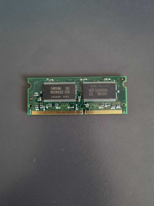 Memorie RAM 4GB-1GB
