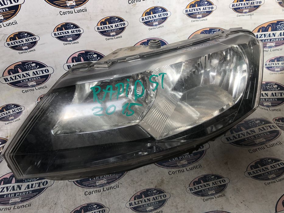 far stanga halogen cu defect  skoda rapid 2015