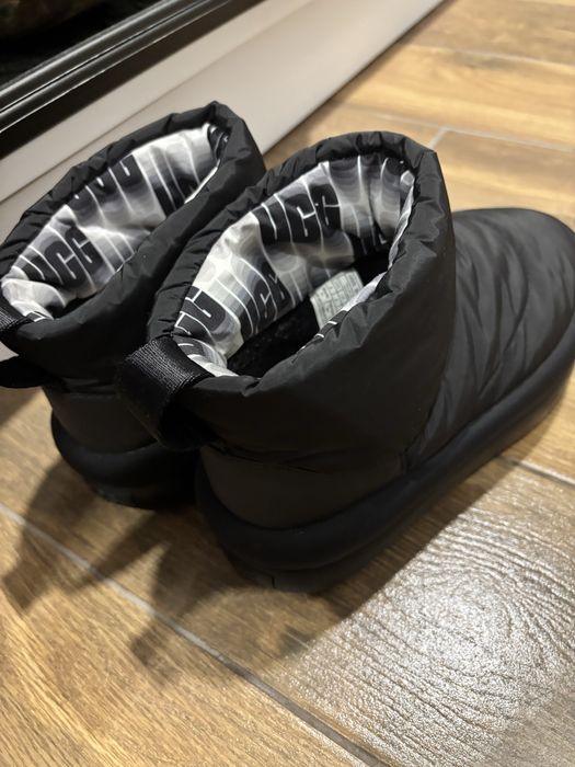 Дамски апрески UGG