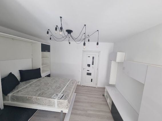 Garsoniera de inchiriat zona Titan sector 3