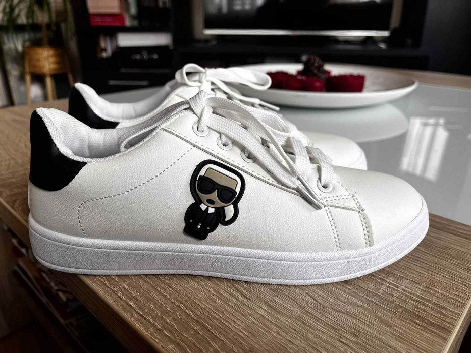 НОВИ! Дамски кожени кецове - размер 39