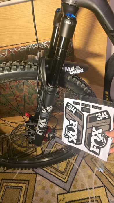 Fox 34 performance наклейка на вилку