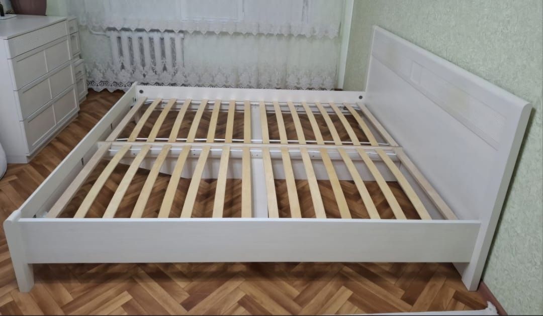 Продается двухспальная кровать