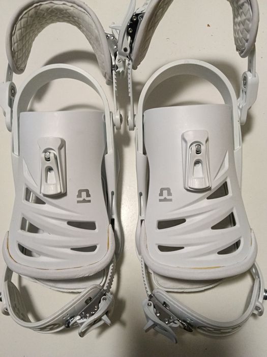 Union Rosa M snowboard bindings дамски апарати сноуборд Юниън