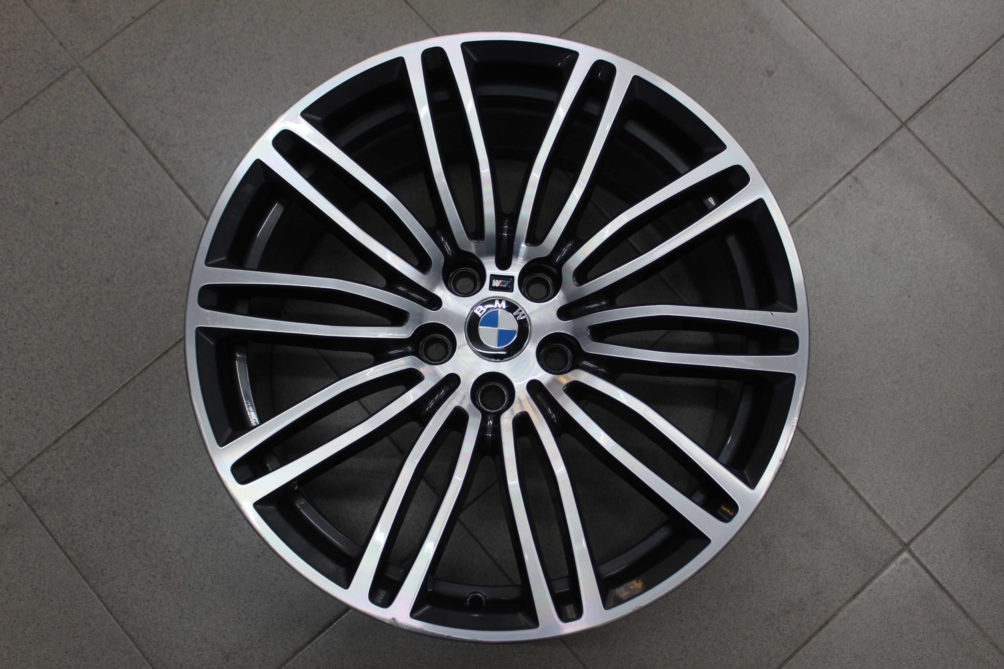 Джанта 19" BMW 5-серия G30 (задна)