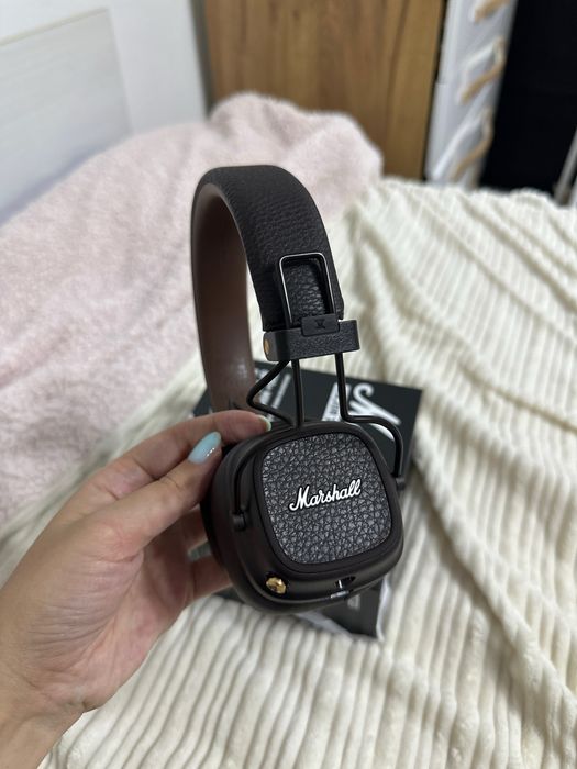 Marshall V коричневые