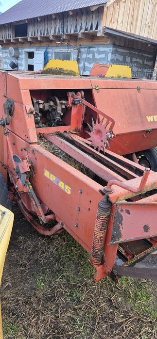 Vând balotiera welger AP 45