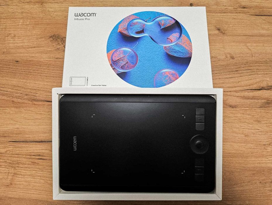 Tabletă grafică Wacom Intuos Pro PTH-460 - stare impecabilă