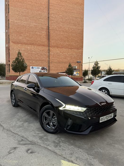 Kia K5 Luxe   2.0 MPI / 150 л.c. Сотилади!