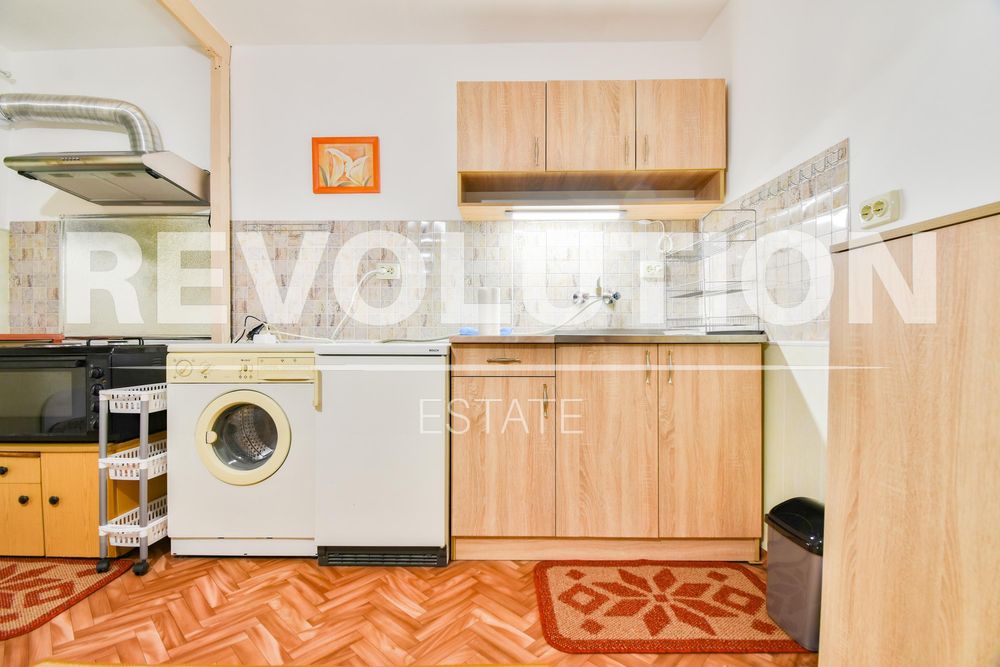 Дава се под наем Двустаен апартамент в София, Център - 45 кв.м за 511 € - Снимка #4