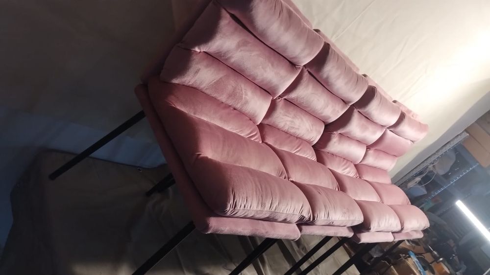 Scaune de living 700lei setul de 4 bucati