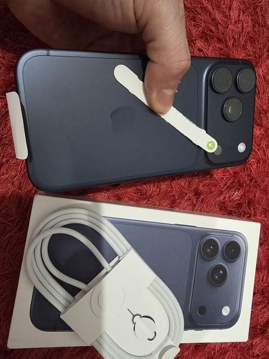 -Iphone 17Pro, Nou, 256Gb, 8Ram, 0 cicluri incarcare, neactivat, nefol