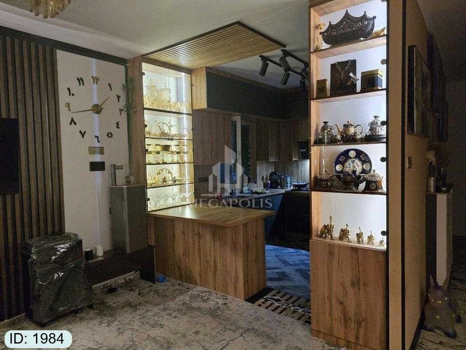 Sharq 2 tarafda 3 xona tayyor kvartira sotuvga chiqdi №1984