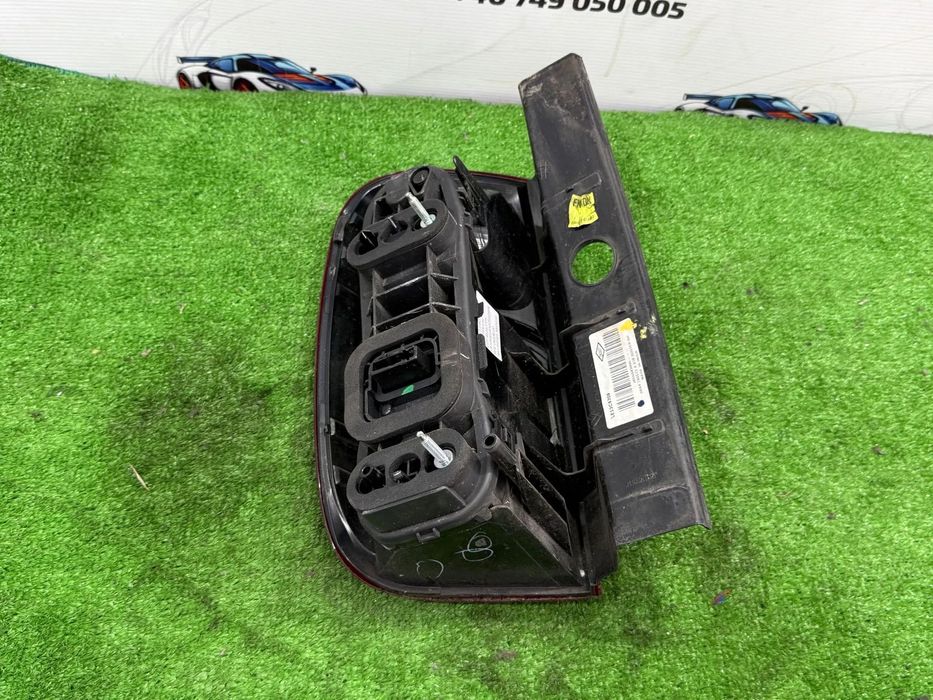 STOP TRIPLA ARIPA DREAPTA DACIA DUSTER 1.5 DIESEL 2015 COD OEM 265504309R 2013-2017
