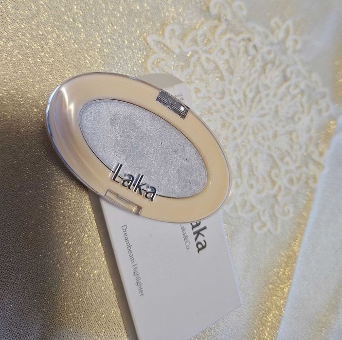 Laka Fard iluminator 2 in 1 vegan! Oferta