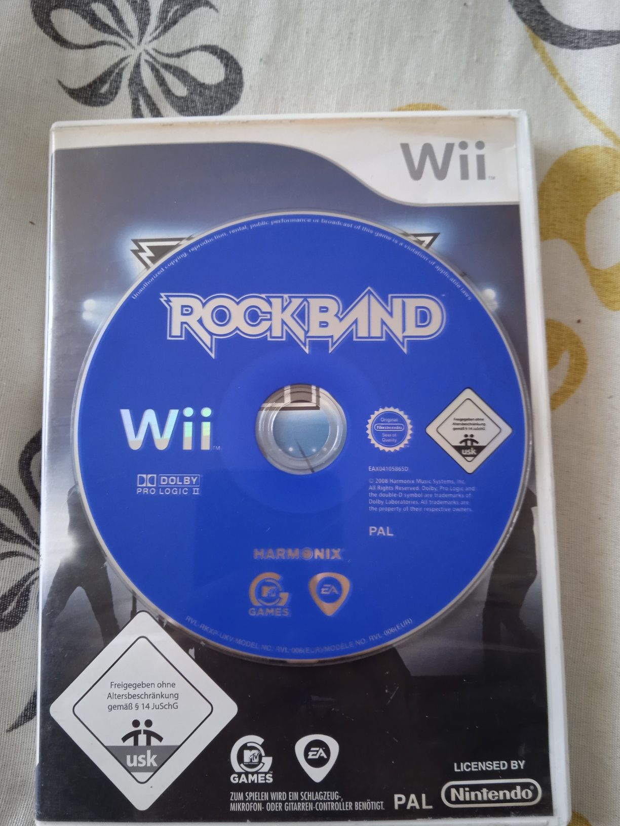 Vând joc RockBand pt wii