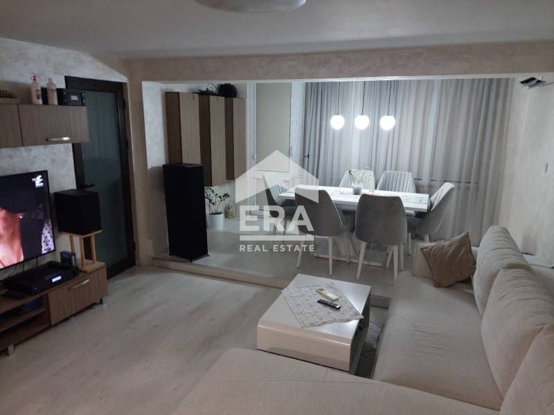 Продава се Двустаен апартамент в Варна, Конфуто - 60 кв.м за 2250 €/кв.м - Снимка #1