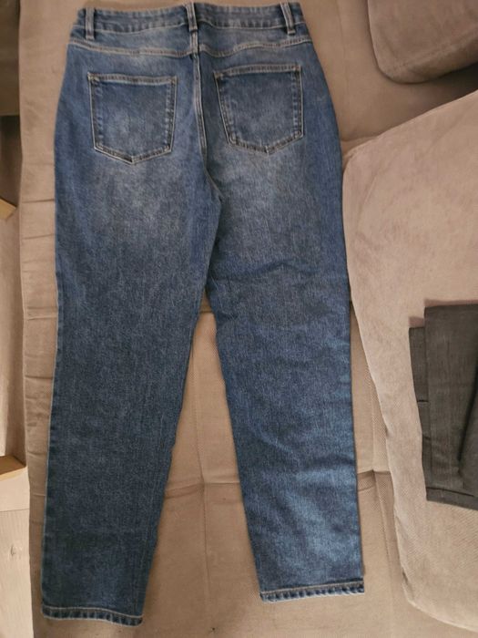 Дънки с перли Mohito