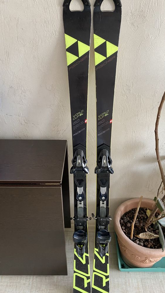 Горные лыжи FISCHER RC4 WС SL JR
