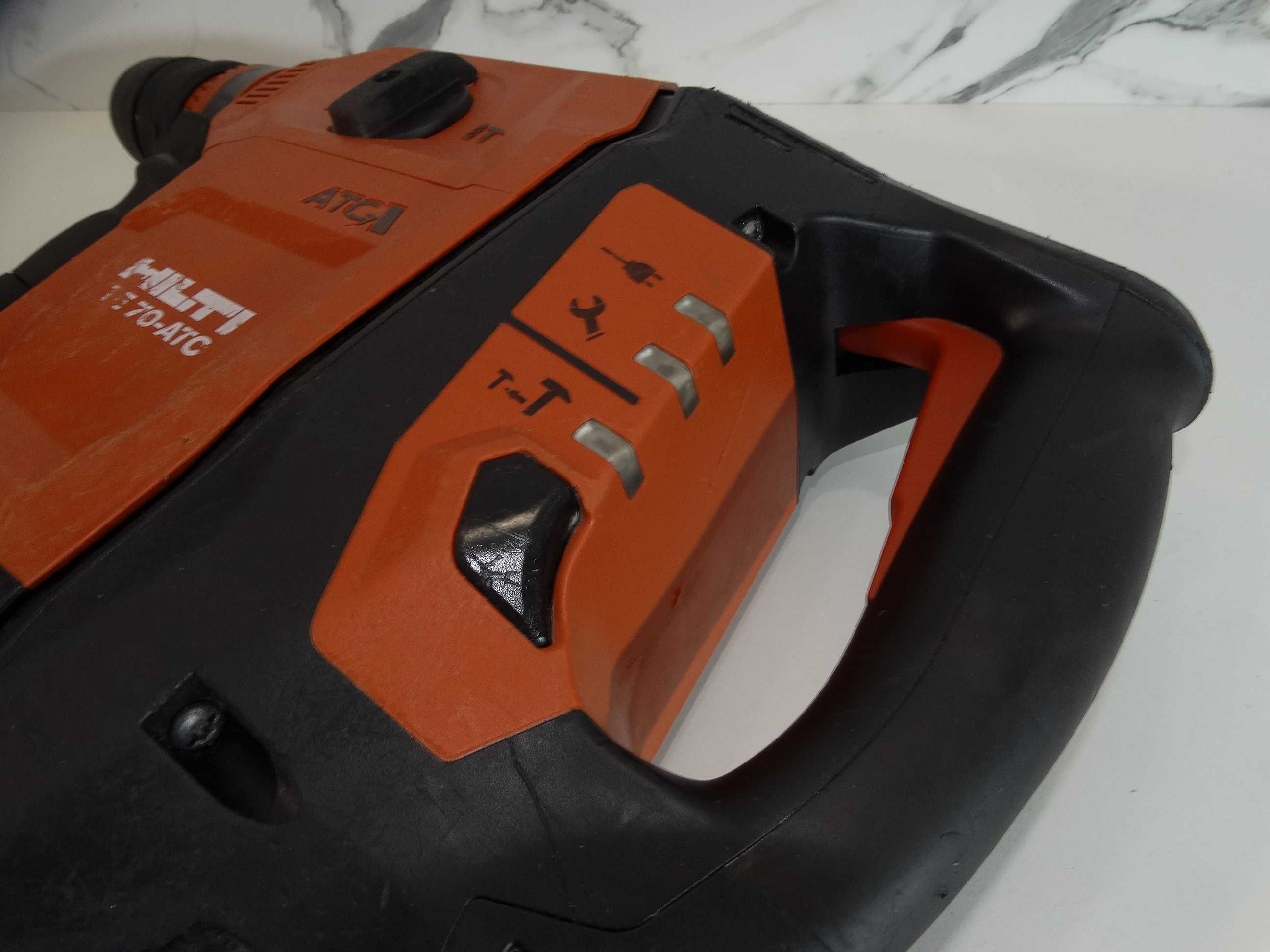 Hilti TE 70 ATC / AVR - Мощна ударо пробивна машина