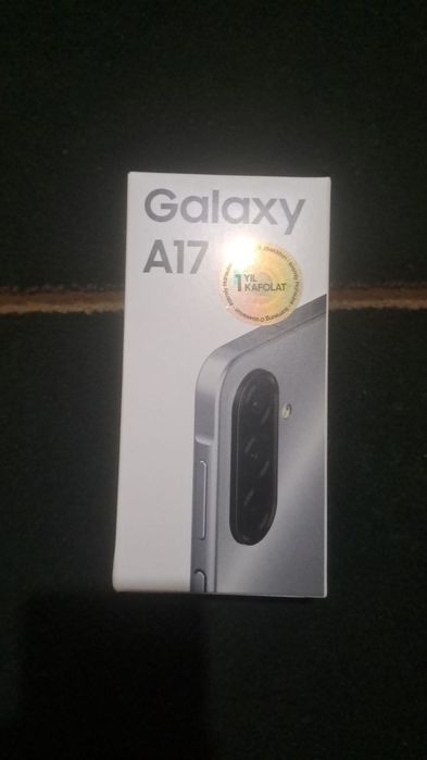 Samsung a17 6/128