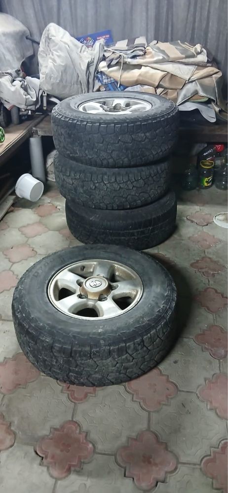 Продам шины с дисками