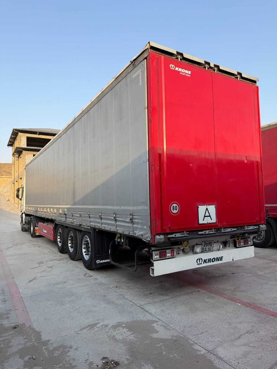 IVECO NP460 + KRONE прицеп Сотилади