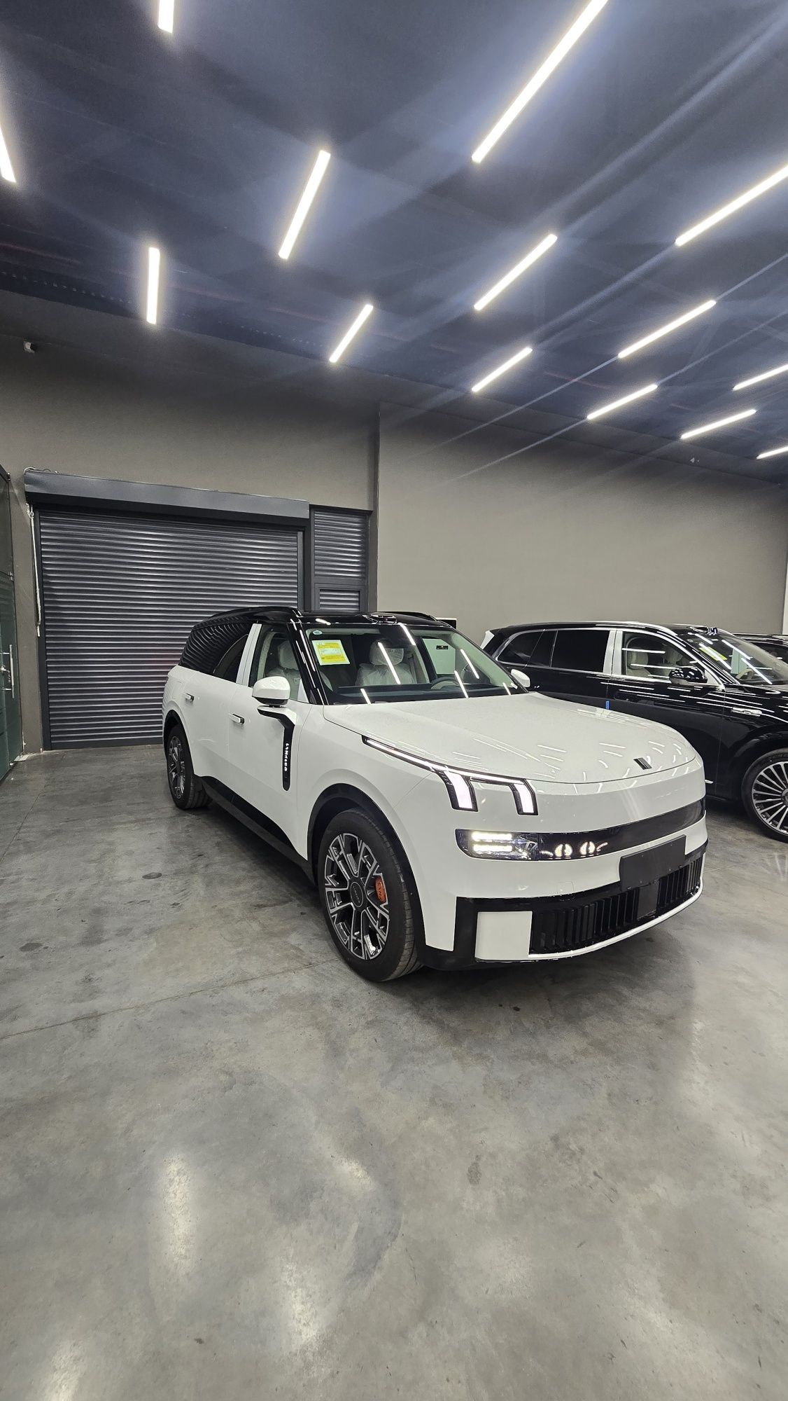 Lynk--£co-900-2 turbo-ultra. Aito Li Denza o'rniga.
