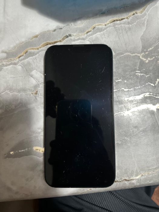 Продам айфон 13 на 128