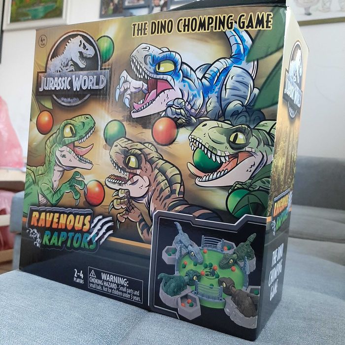 Игра с динозаври