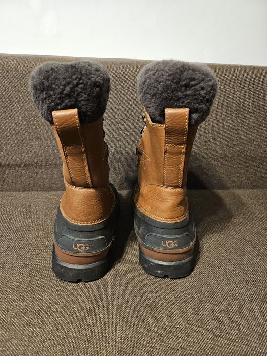 Cizme  UGG      .