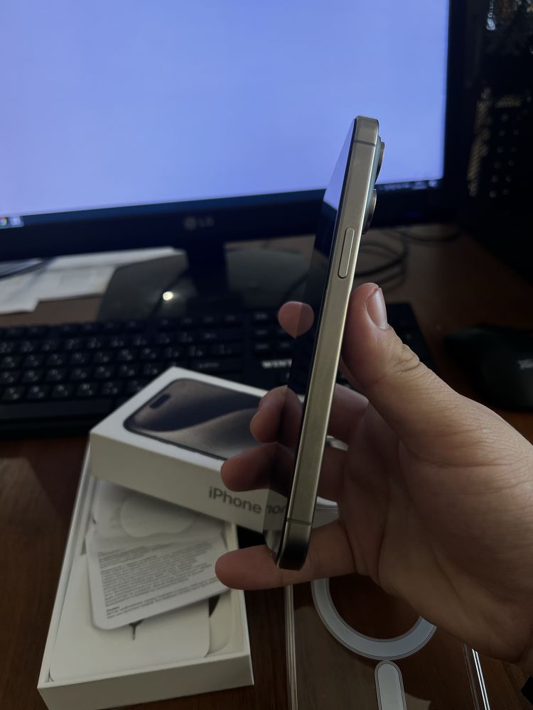 iphone 15 pro max 256GB