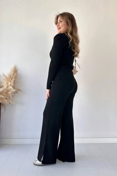 Спортен дамски екип/комплект S размер