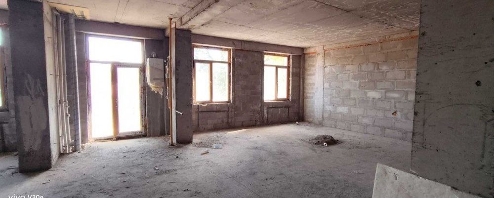 Квартира продается 3/3/7 на жк Akkurgan