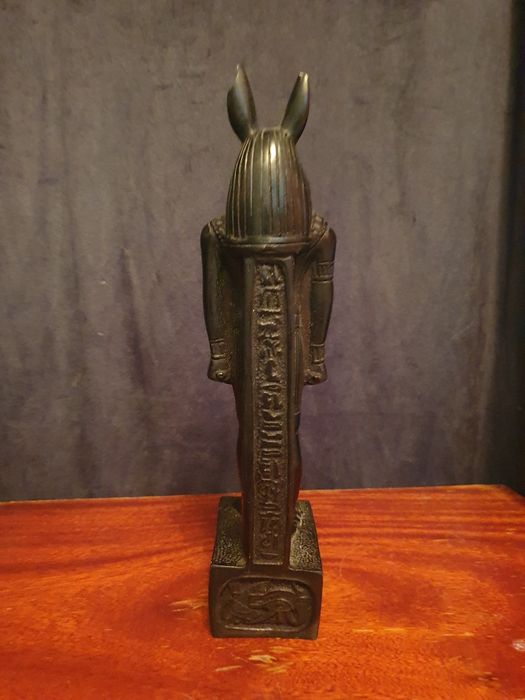 Statueta anubias vând urgent 200lei