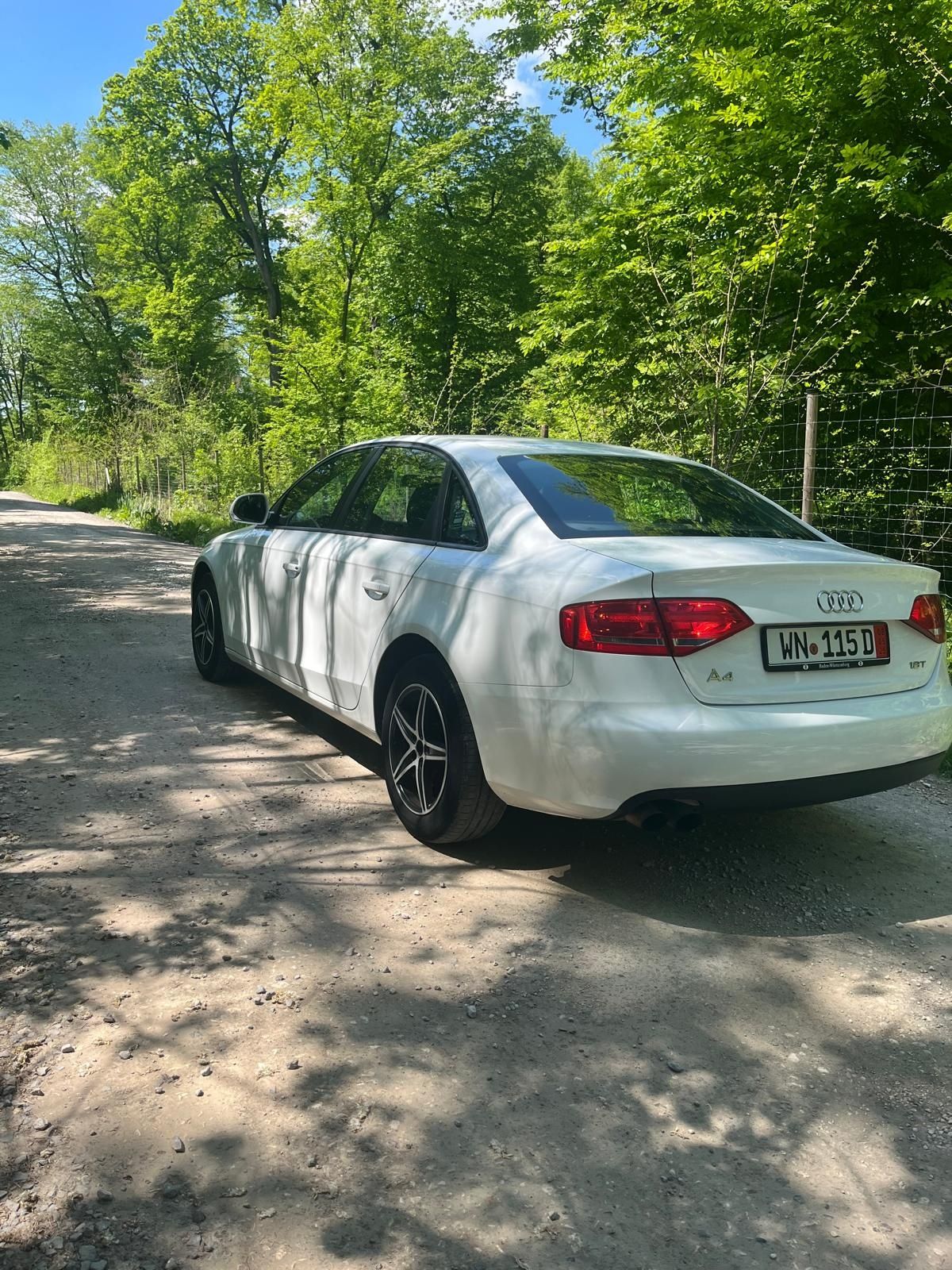 Vand AUDI A4. B8