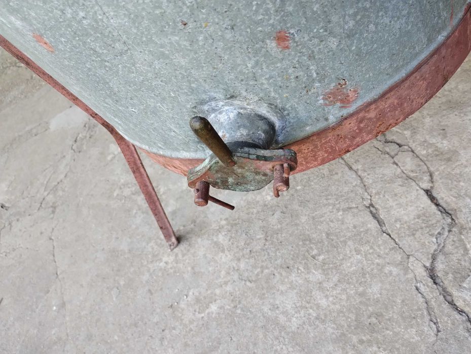 Центрофуга за мед