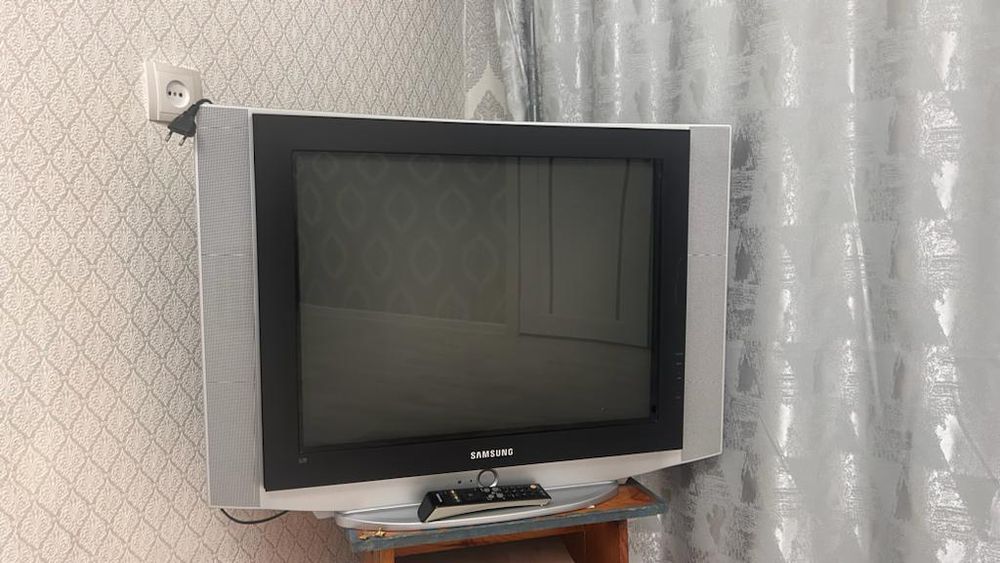 Продам телевизор