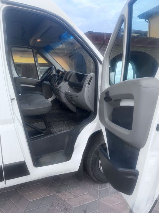 Vând Peugeot boxer 2007