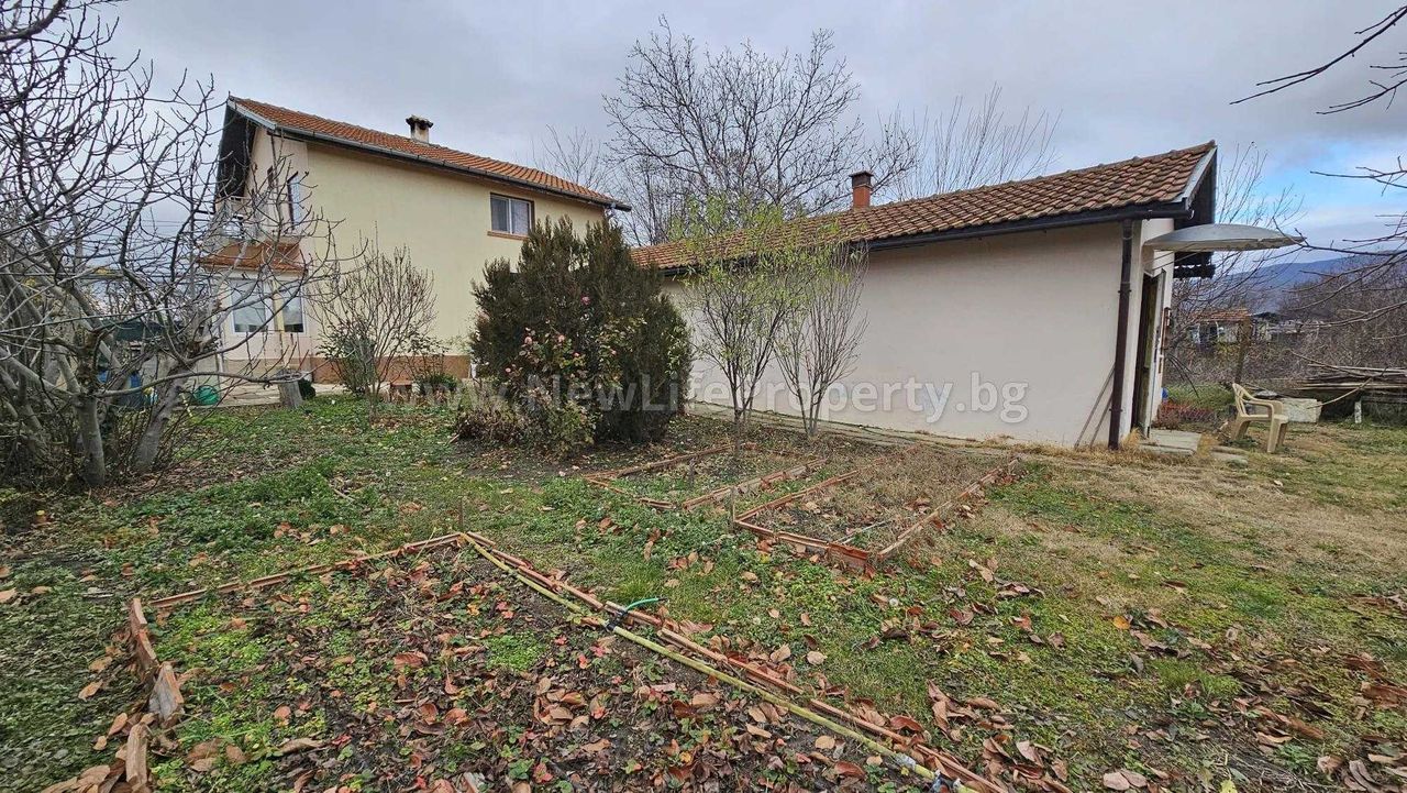 Продава се Къща в с. Оризаре, Област Бургас - 152 кв.м за 1066 €/кв.м - Снимка #2