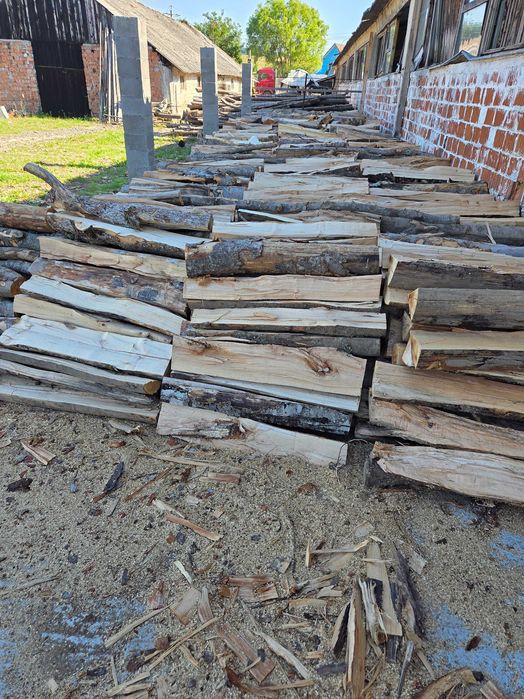 Lemn de foc esență tare cu livrare în județul Bistrița-Năsăud