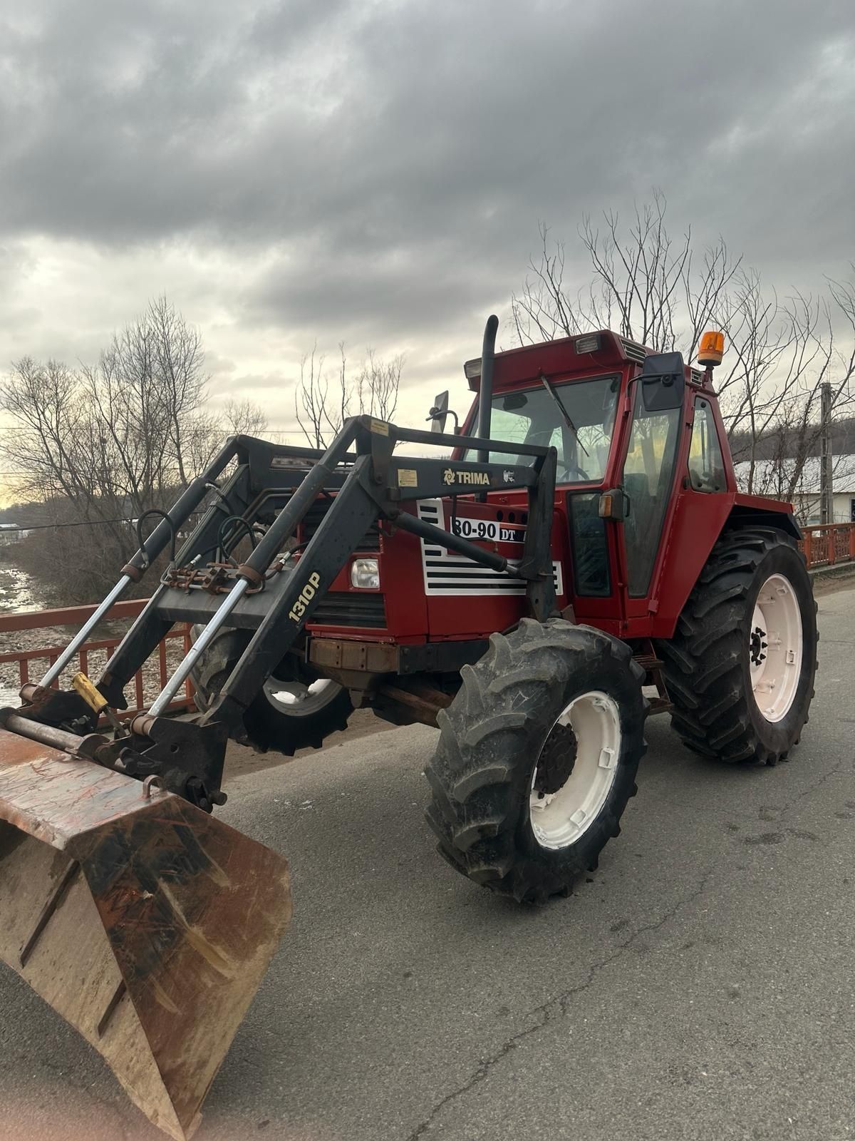 Fiat 80-90 DT cu Încărcător Profesional