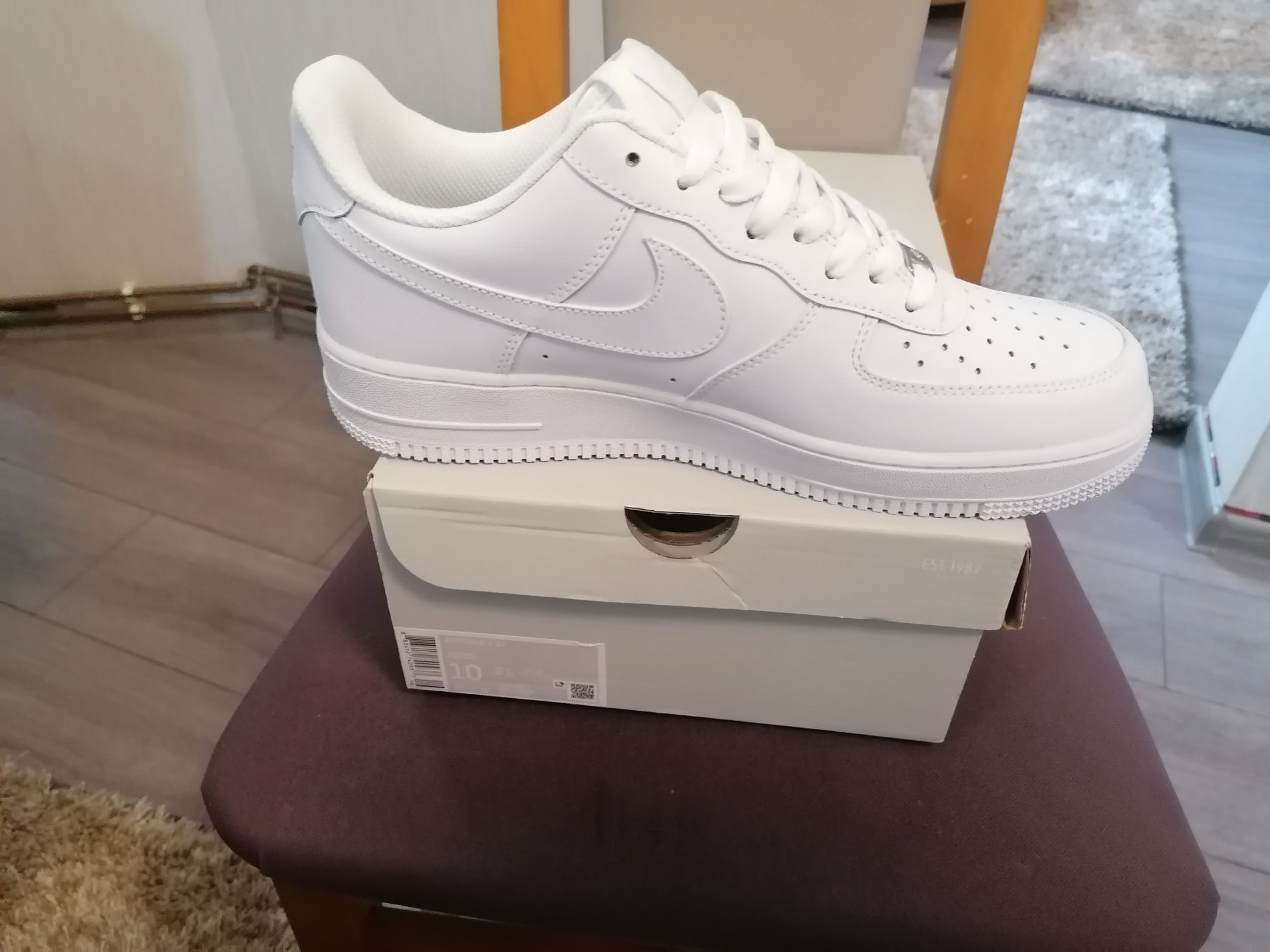 Nike air force 1 low triple white